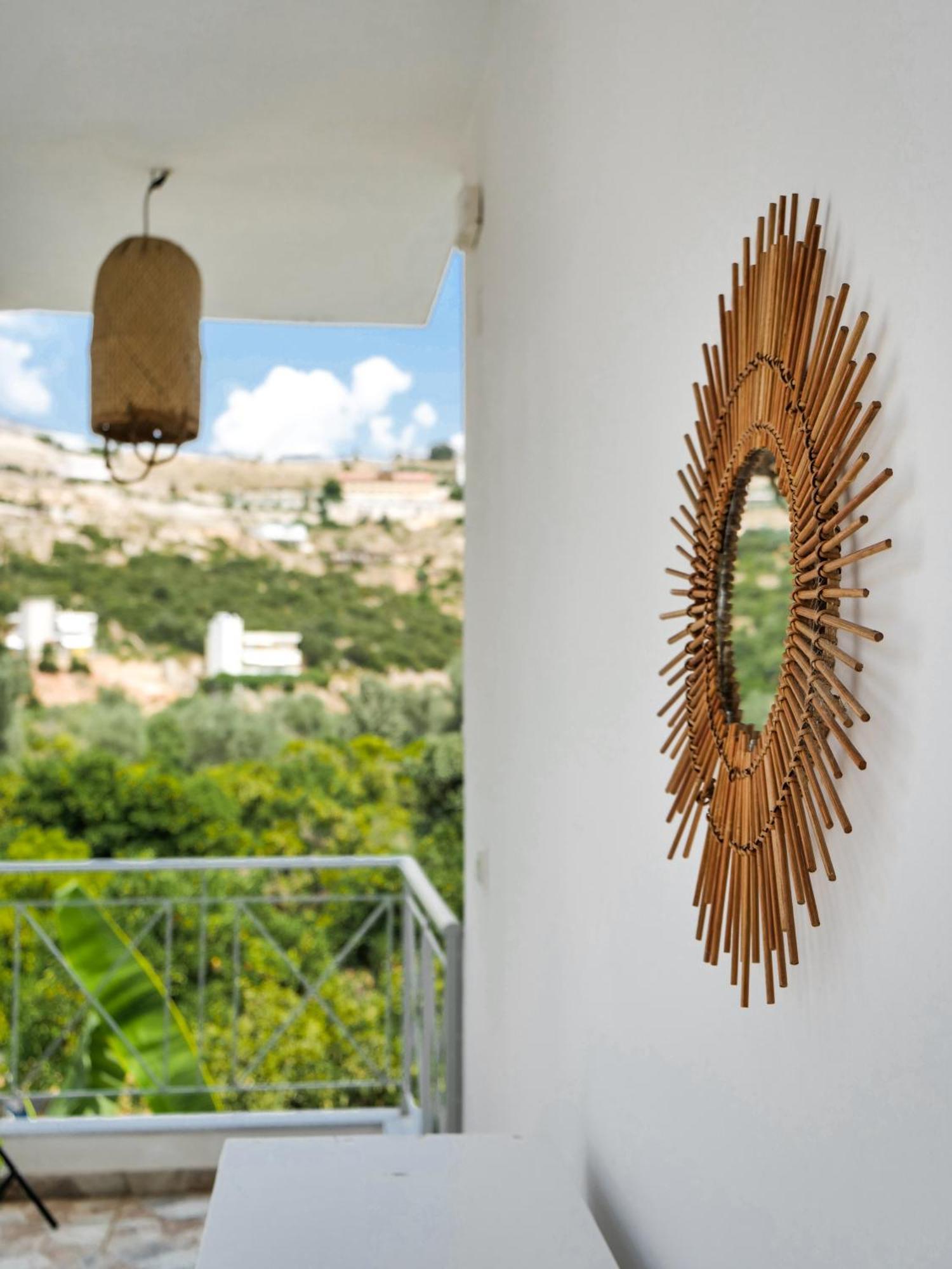 Orchard Retreat Aparthotel Himare Exterior photo