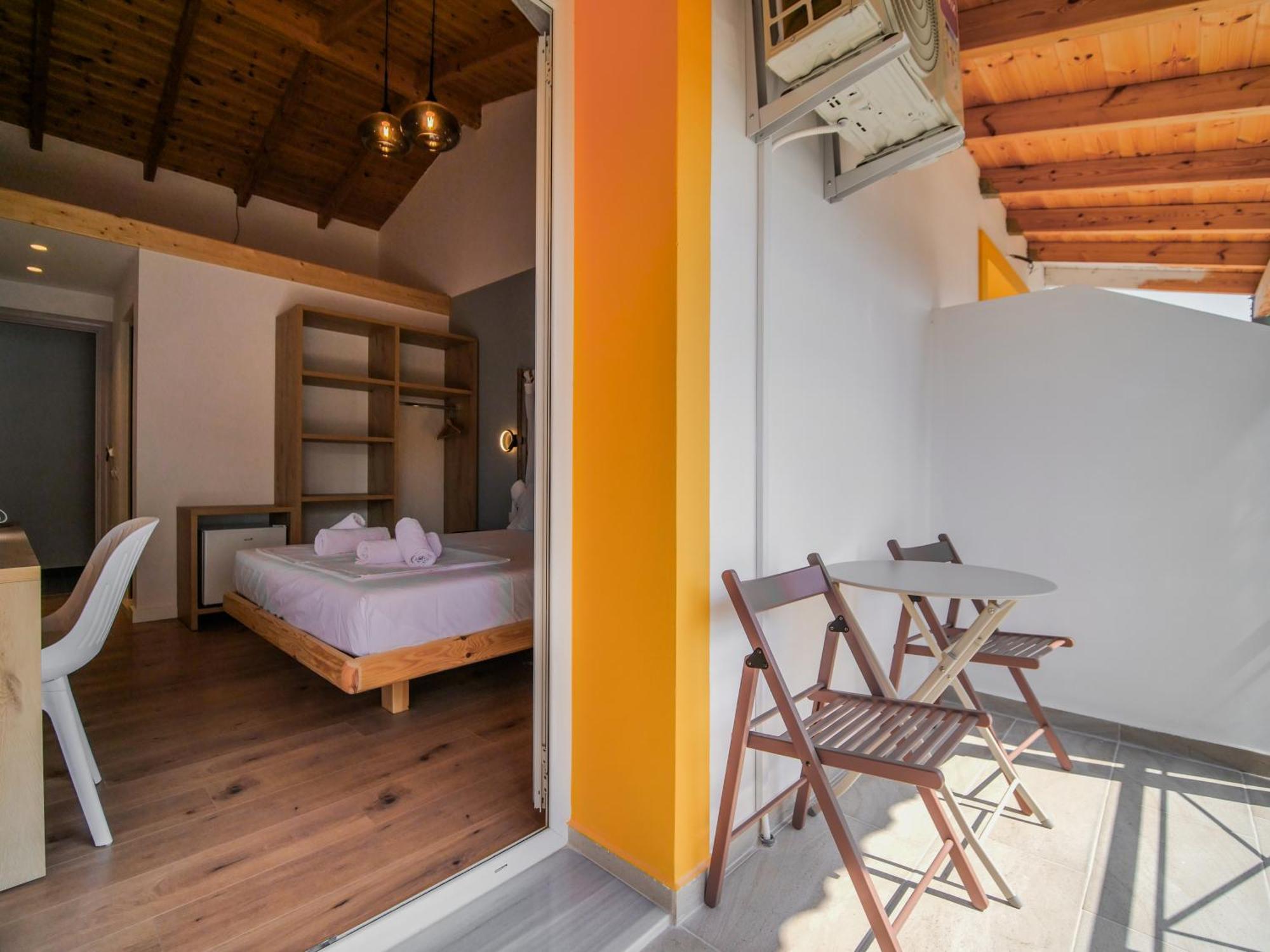 Orchard Retreat Aparthotel Himare Exterior photo