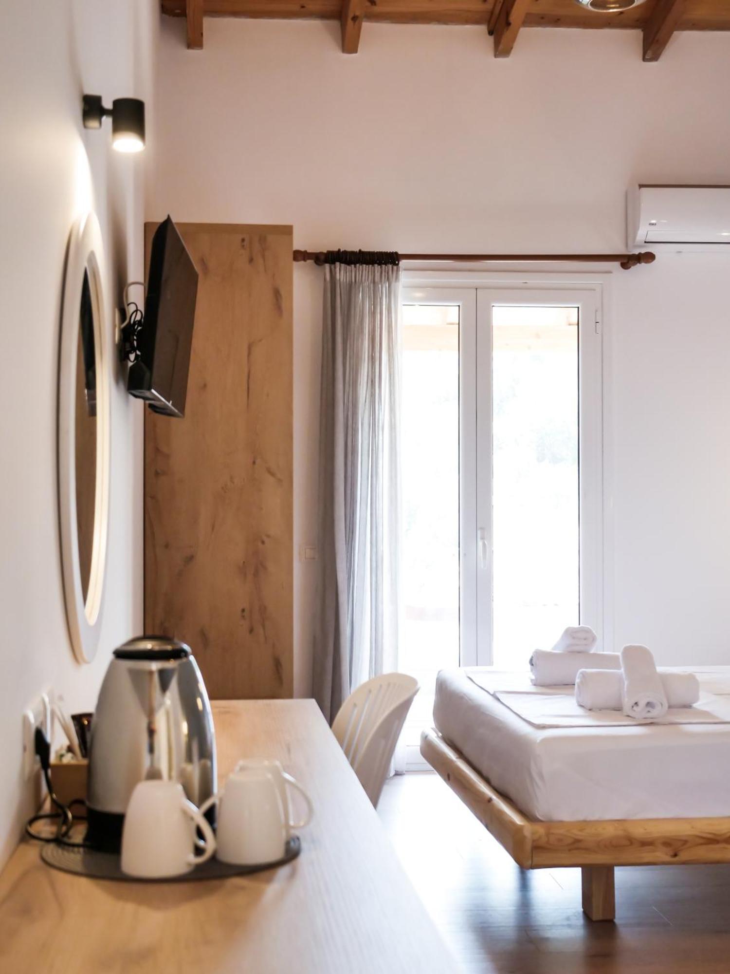 Orchard Retreat Aparthotel Himare Exterior photo